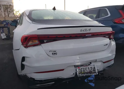 2022 Kia K5 Gt-Line z USA, uszkodzony, nr VIN 5XXG64J26NG111016